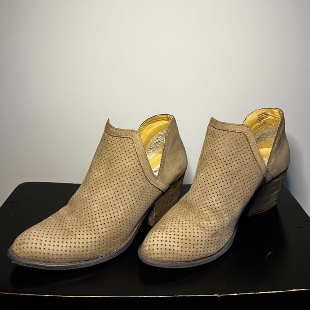 Steve Madden Amerisa Ankle Boots